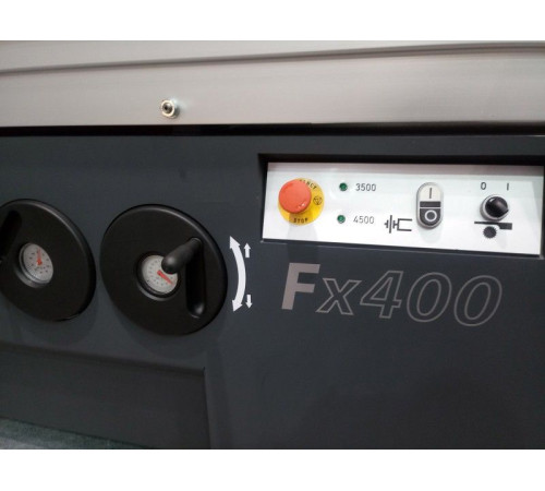 Розсувний циркулярний верстат, форматний верстат REMA FX 400, скребковий верстат для облицювання кромок OPTIMAT ONE, полірувальний верстат, багатошпиндельний свердлильний верстат Maggi BS21 Prestige, витяжка тирси Optimat OT 6500 м3/год серії 200