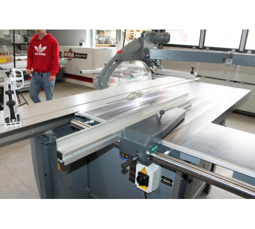 Форматная пила с подрезчиком Altendorf WA 8TE