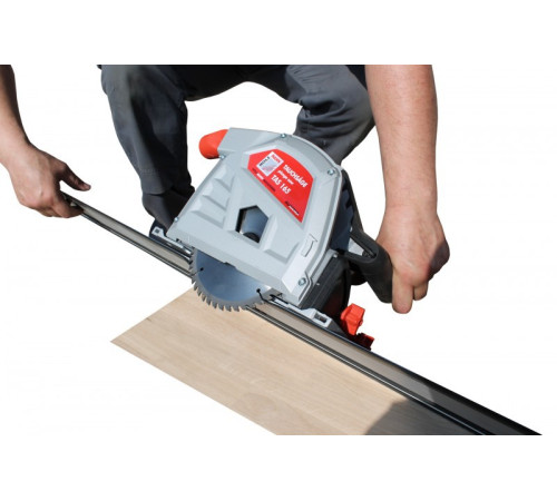 Погружная пила Holzmann TAS 165 с рейкой 1,5 м
