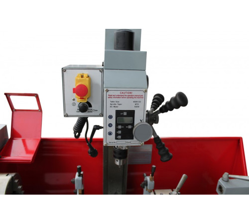 Токарный станок по металлу Holzmann ED 750FDQ